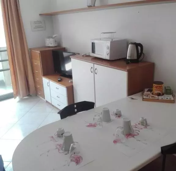 پانسیون Caravaggio Apartments