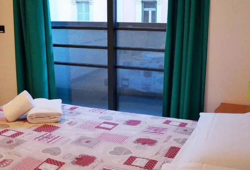 پانسیون Caravaggio Apartments