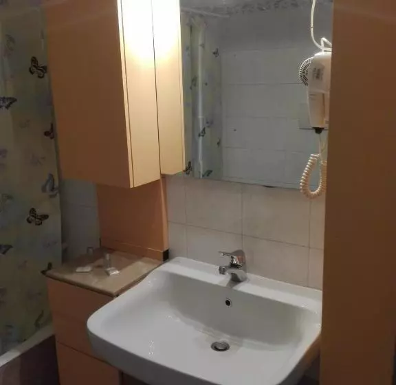 پانسیون Caravaggio Apartments