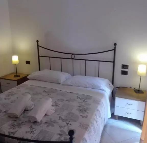 پانسیون Caravaggio Apartments