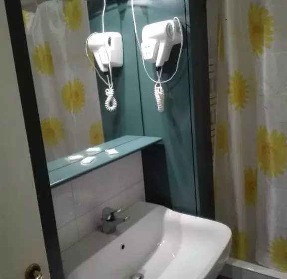 پانسیون Caravaggio Apartments