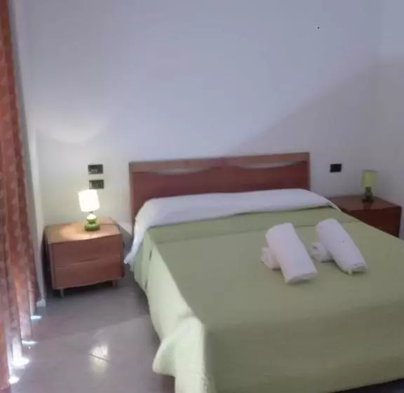 پانسیون Caravaggio Apartments