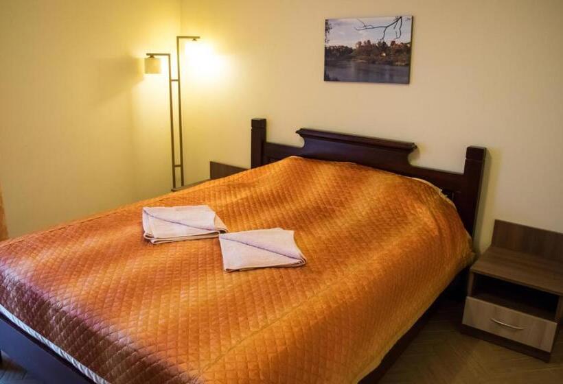 پانسیون Greta