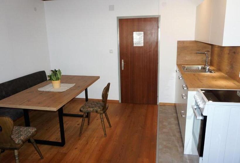 Пансион Gästehaus Hubertus