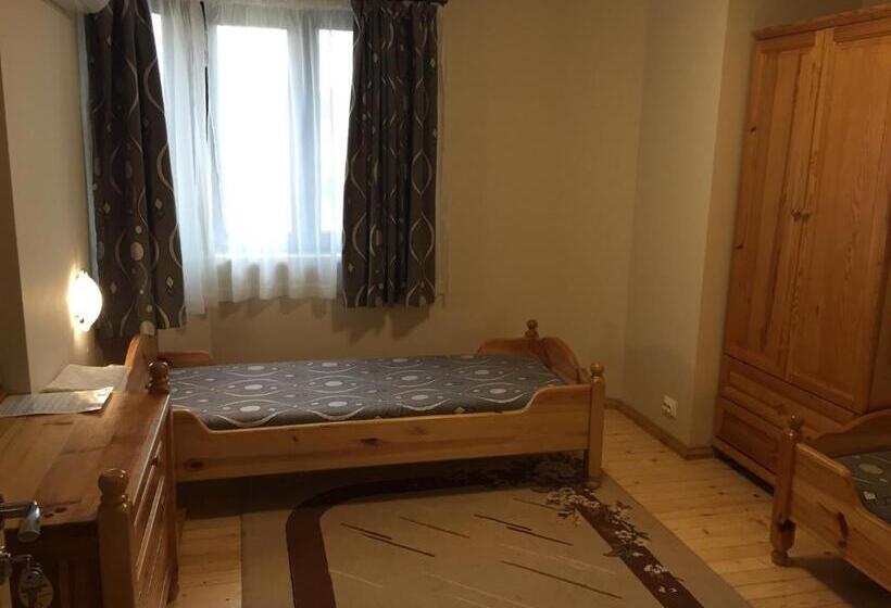 Pension Guest House Mira