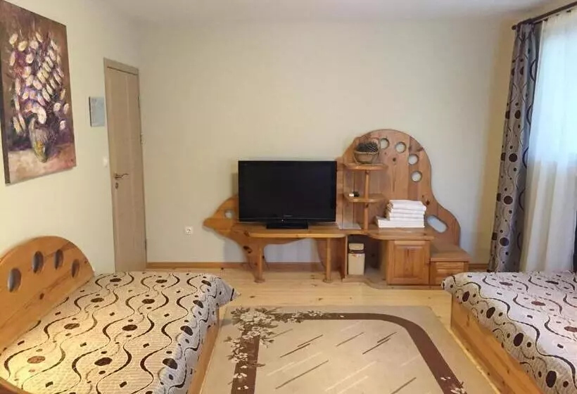 ペンション Guest House Mira