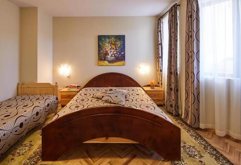 Pension Guest House Mira