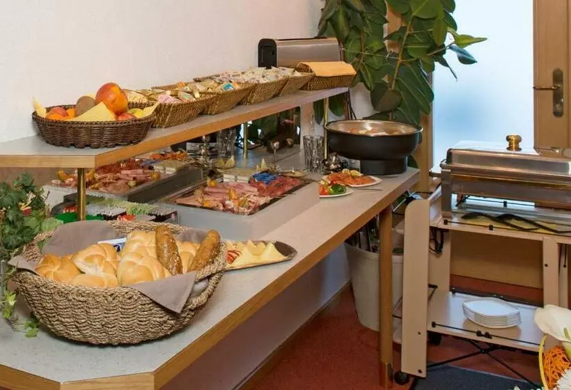 ペンション Haus Bergkristall