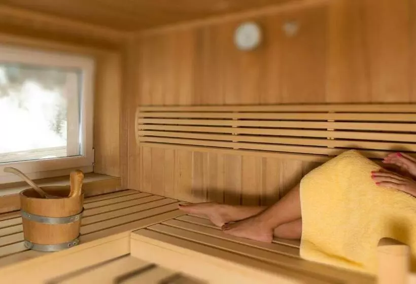 ペンション Haus Bergkristall