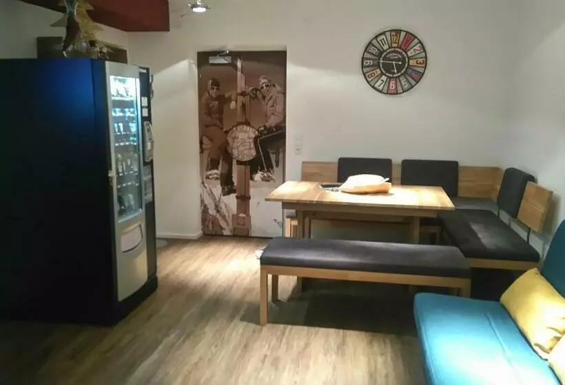 ペンション Haus Bergkristall