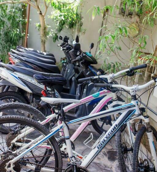 펜션 Matra Bali Surf Camp