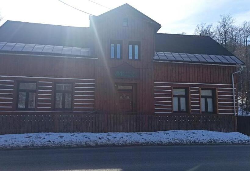 פנסיון Maxova Bouda