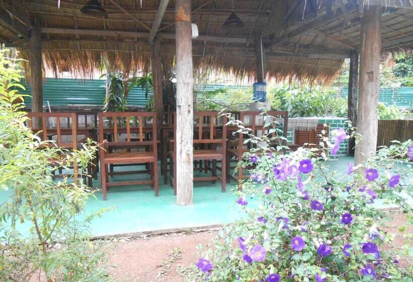 پانسیون Pongkham Residence