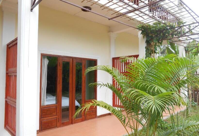 پانسیون Pongkham Residence