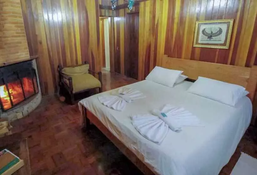 Majatalo Velinn Pousada Torre Branca