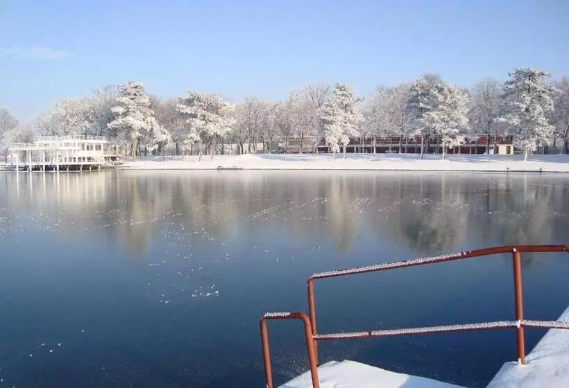 پانسیون Vila Madams   Palić Serbia