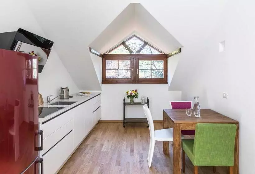 پانسیون Villa Anita Rooms