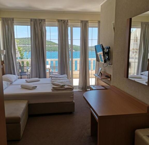 پانسیون Villa Slavka