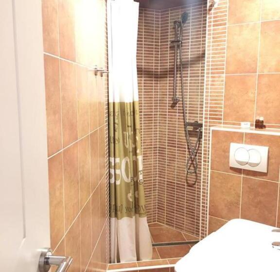 پانسیون Villa Slavka