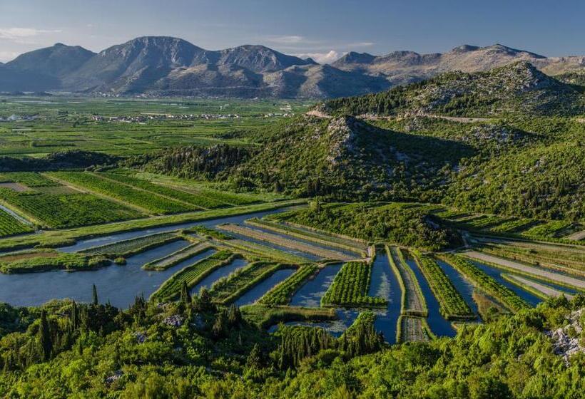 پانسیون Villa Slavka