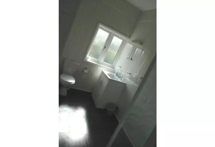 Retkeilymaja The Admiral Cunningham