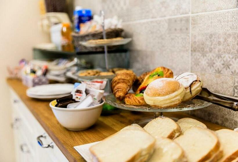 تختخواب و صبحانه Maison Degli Artisti