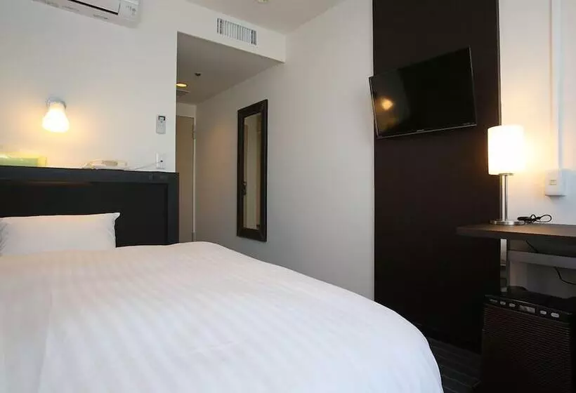 Hotelli Crystal Plaza