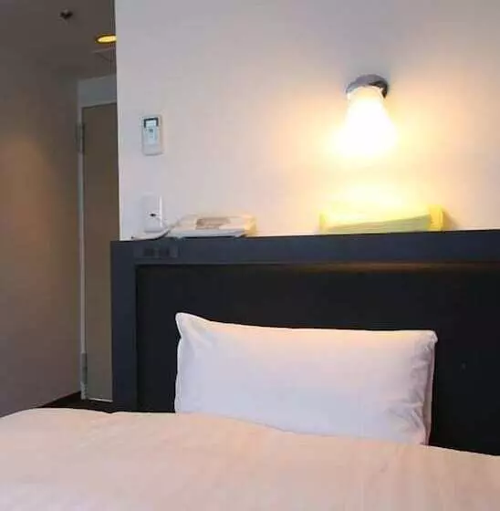 Hotelli Crystal Plaza