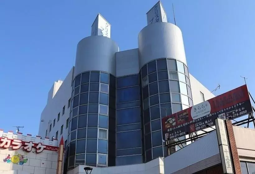 Hotelli Crystal Plaza