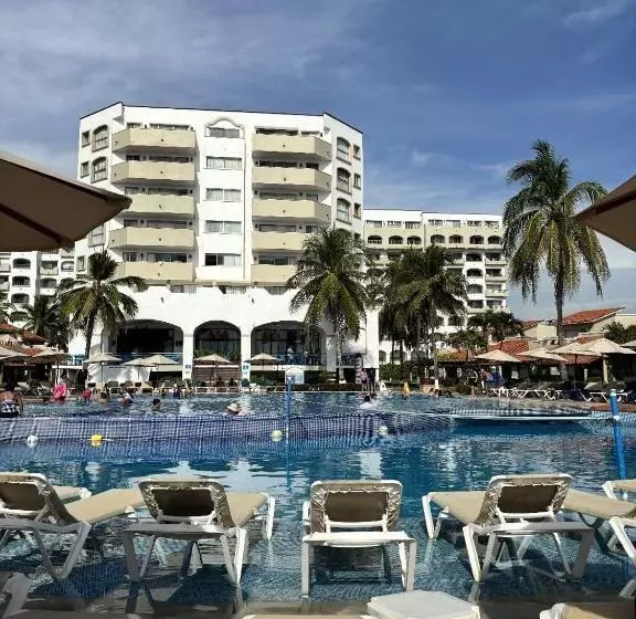 Hotelli Enna Inn Ixtapa Habitación Vista Al Mar