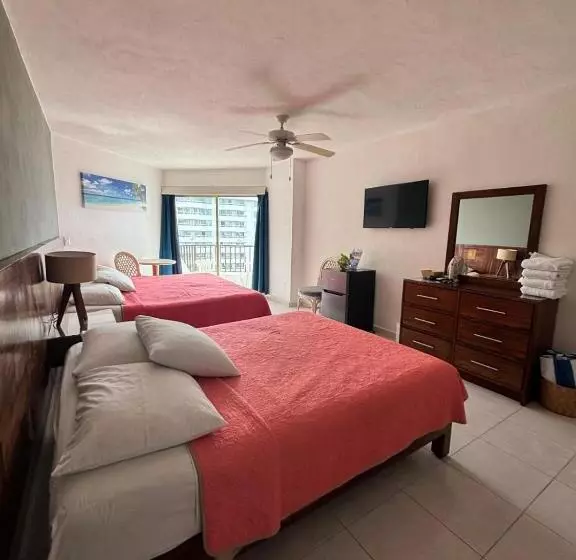 Hotelli Enna Inn Ixtapa Habitación Vista Al Mar