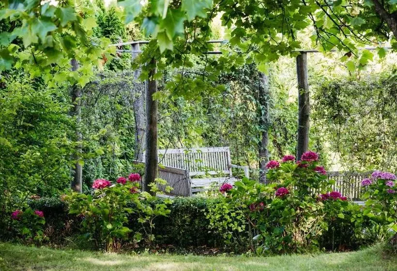 ホテル Gästehaus Salvatorianerinnen