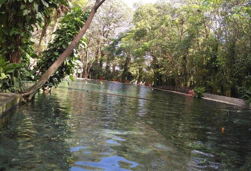 هتل Hospedaje Central