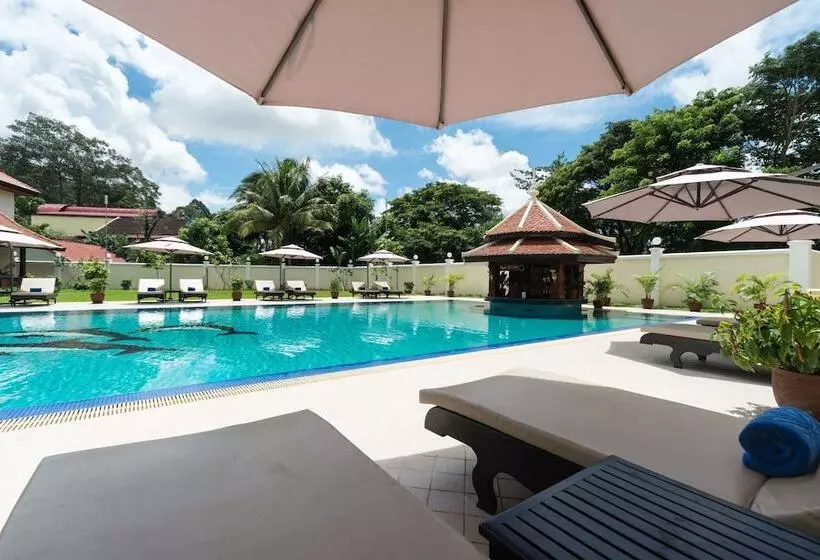 ホテル Regency Classical Angkor