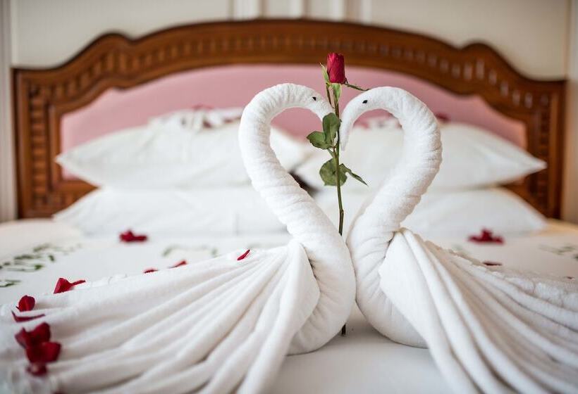 فندق Regency Classical Angkor