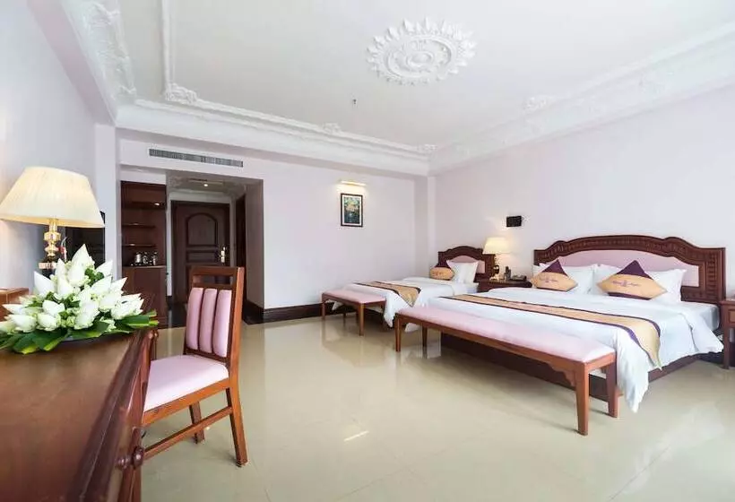 ホテル Regency Classical Angkor