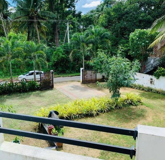 Pensiune Chill House Safari Resort