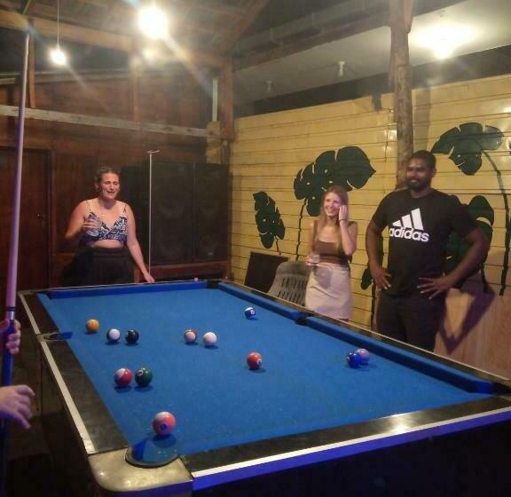 Пансион Feel The Waves