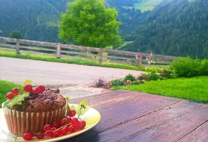 Majatalo Gästeheim Pötscher