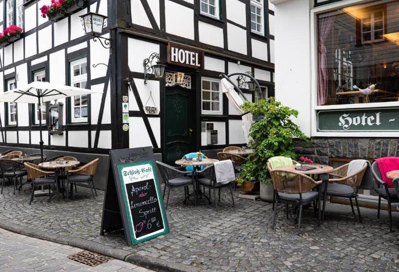 ペンション Royal