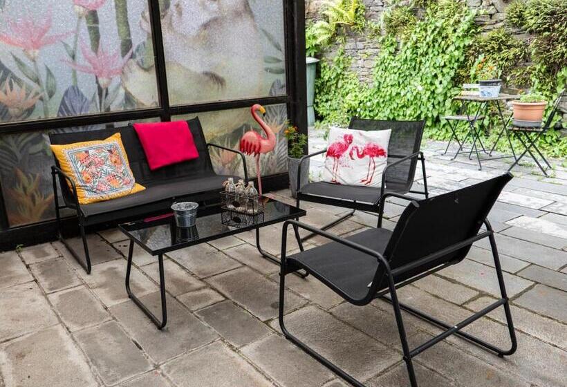 ペンション Royal