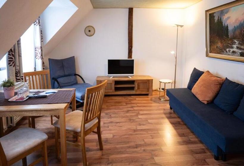 ペンション Royal