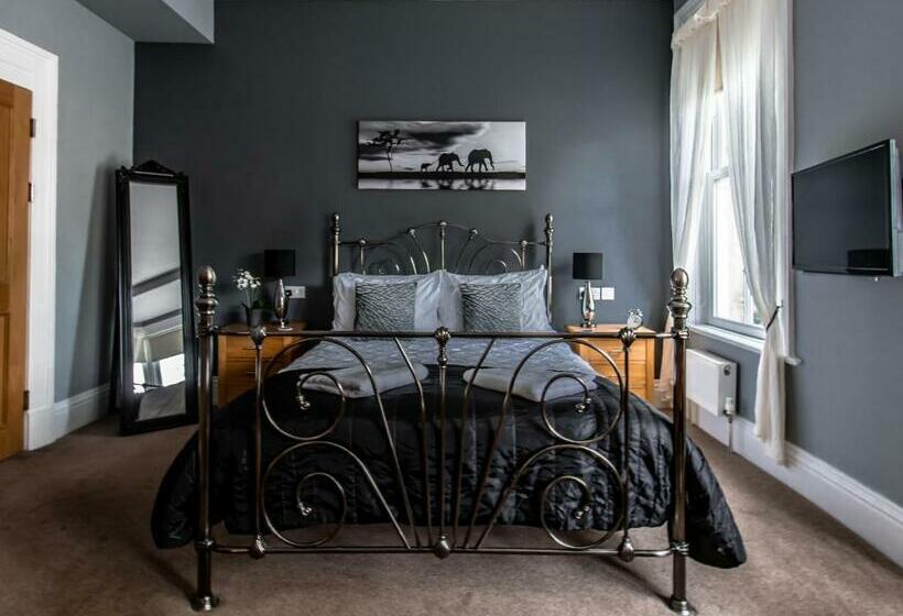 بنسيون Scotia House Beautifully Presented Accommodation