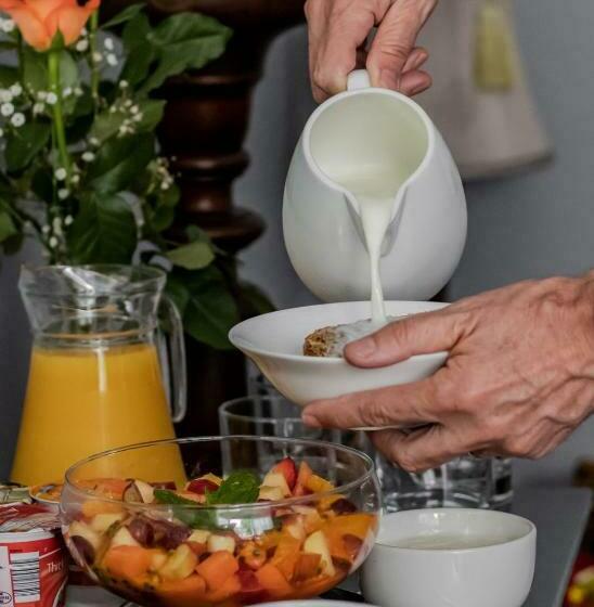 بنسيون Scotia House Beautifully Presented Accommodation