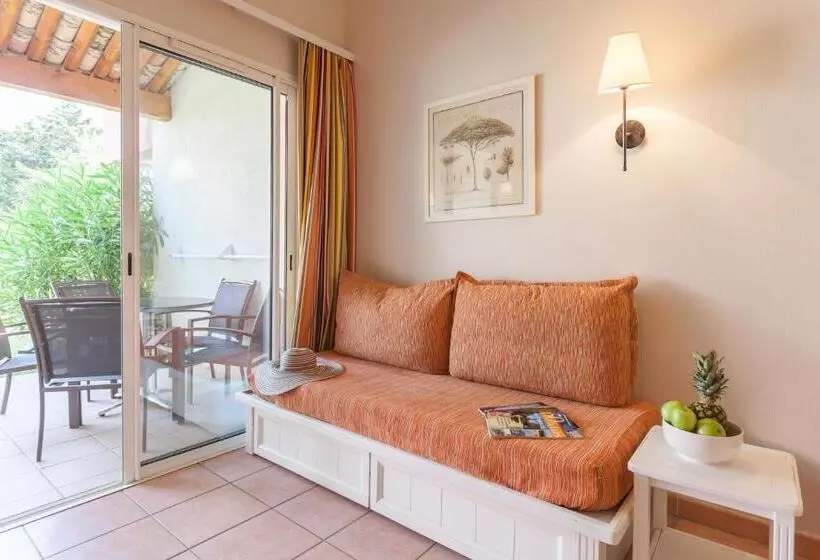 Résidence Pierre & Vacances Le Hameau De La Pinède