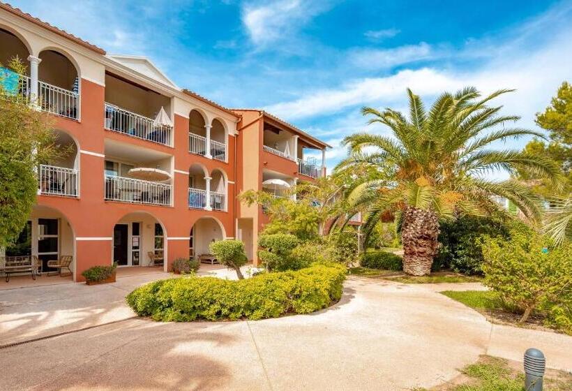 Résidence Pierre & Vacances Le Hameau De La Pinède