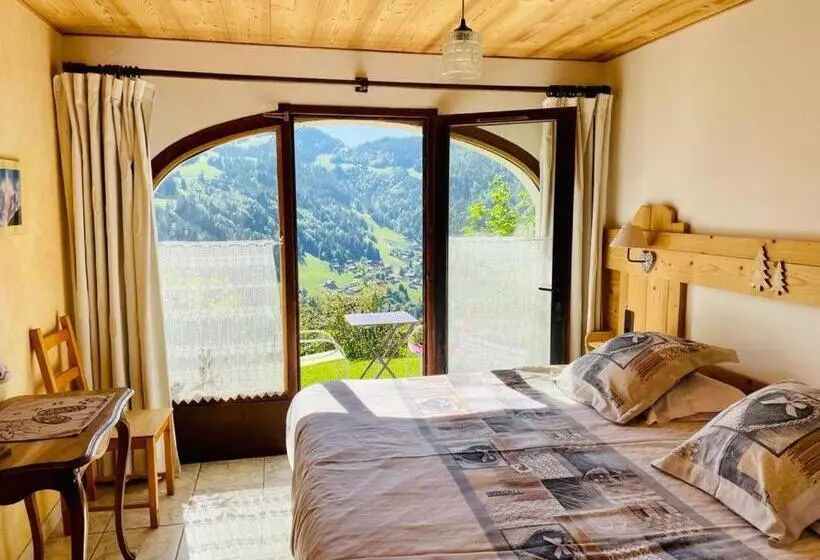 ベッドアンドブレックファースト Chambre D'hôtes La Trace