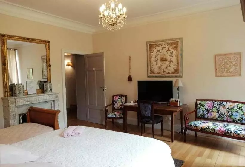 Aamiaismajoitus (B&B) Chambres D Hôtes Côté Parc Côté Jardin Avec Parking Privé Gratuit