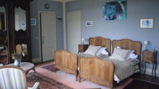 تختخواب و صبحانه Chambres D'hôtes Les Charmettes