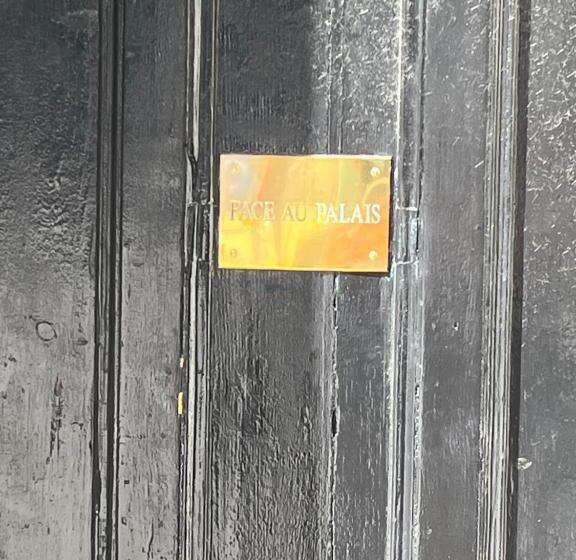 Bed and Breakfast Face Au Palais